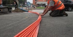 Scopri di più sull'articolo Fibra, nuovo accordo fra TIM e Infratel per portare la banda ultra larga in 600 comuni