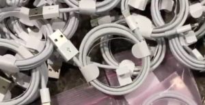 Scopri di più sull'articolo Un cavo lightning modificato può prendere il controllo del Mac da remoto. E chi l’ha costruito vuole venderlo a 200$