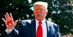 Scopri di più sull'articolo Editoriale – Trump più debole dopo il secondo rinvio per il caso Huawei. E per l’Europa è una bella notizia
