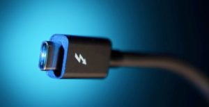Scopri di più sull'articolo USB 4 è nato. Raggiunge i 40 Gbps di banda ed è compatibile con Thunderbolt 3