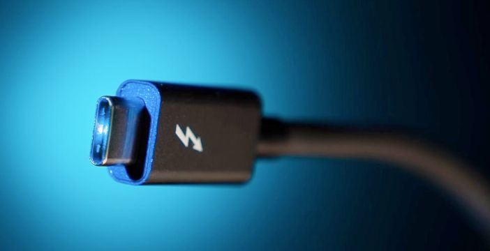 Al momento stai visualizzando USB 4 è nato. Raggiunge i 40 Gbps di banda ed è compatibile con Thunderbolt 3