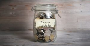 Scopri di più sull'articolo LG 2018 senza AirPlay, iPhone XS senza modalità notte. Scelte commerciali difficili da digerire, la ragione sta nel mezzo