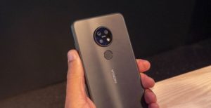 Scopri di più sull'articolo Nokia 7.2 promette aggiornamenti e ottime foto, ma non ci ha convinto. Anteprima video