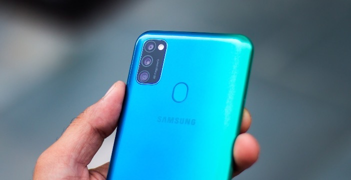 Al momento stai visualizzando Galaxy M30s arriva in Italia: super batteria da 6.000 mAh e tre fotocamere posteriori