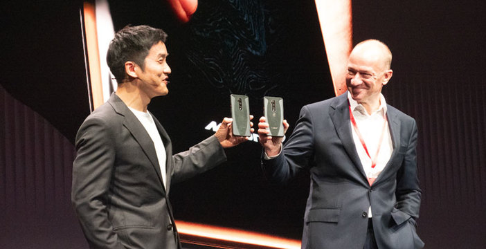 Al momento stai visualizzando OnePlus 7T, OnePlus 7T Pro e OnePlus 7T Pro McLaren ufficiali. I prezzi