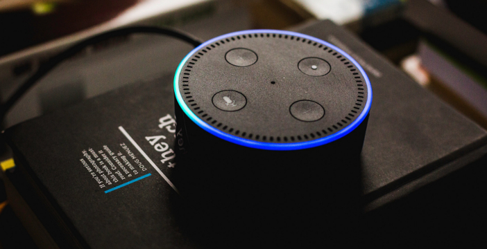 Al momento stai visualizzando Ecco come un hacker può sfruttare Google Home e Amazon Echo per il phishing