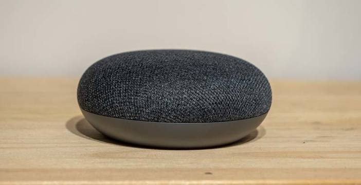 Al momento stai visualizzando Google Nest Mini, recensione. Suona molto meglio, e lo abbiamo smontato per capire perché