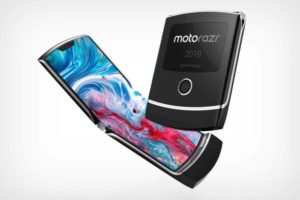 Scopri di più sull'articolo Motorola RAZR: eccolo lo smartphone pieghevole nella prima immagine dal vivo