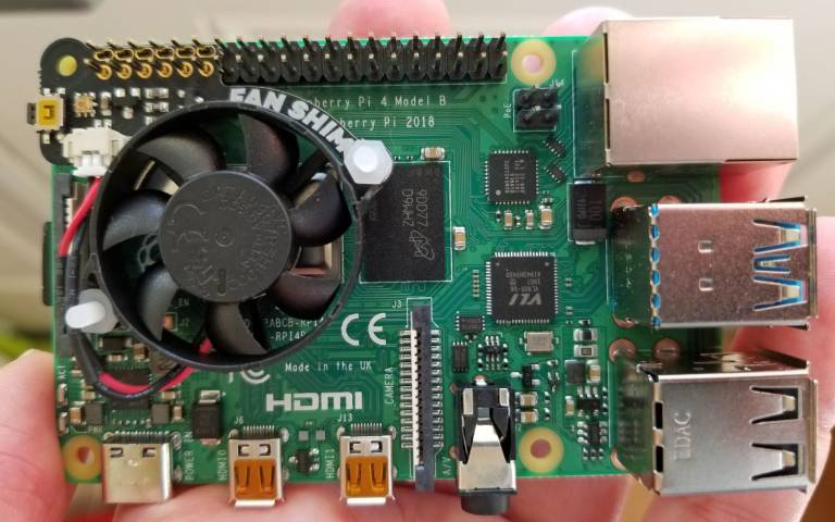 Scopri di più sull'articolo Raspberry Pi 4, l’aggiornamento del firmware abbassa la temperatura