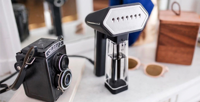 Al momento stai visualizzando Stirare a vapore, anche in viaggio: la recensione di SteamOne S-Nomad