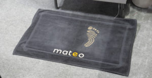 Scopri di più sull'articolo Mateo, il tappeto per il bagno che misura peso corporeo e corregge la postura