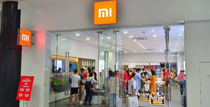Al momento stai visualizzando Xiaomi chiude i suoi negozi per tutta la settimana. La psicosi coronavirus blocca anche il lancio del Mi 10