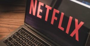 Scopri di più sull'articolo Netflix chiude un 2019 da record, ma le stime per il 2020 sentono la pressione di Disney+