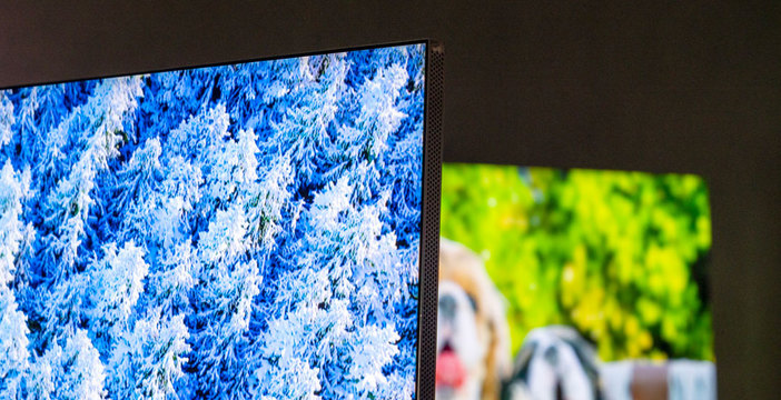 Scopri di più sull'articolo Samsung mostra il TV QLED senza cornici. Si chiamerà Infinity Screen e partirà da 65″