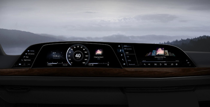 Al momento stai visualizzando Ecco il primo cruscotto P-OLED. È di LG ed equipaggia la Cadillac Escalade 2021