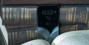 Scopri di più sull'articolo Continua il crollo degli smartphone LG: in tre anni persi oltre 3 miliardi di dollari