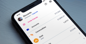 Scopri di più sull'articolo Novità in Revolut: l’oro si compra e si vende in tempo reale dall’app