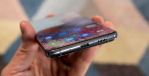 Scopri di più sull'articolo Galaxy S20, la ricarica è super grazie al Programmable Power Supply. Come funziona