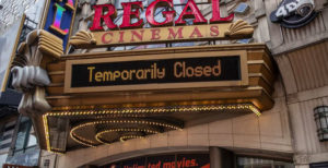 Scopri di più sull'articolo Con le sale chiuse i film arrivano in streaming. L’esclusiva cinema vittima del coronavirus