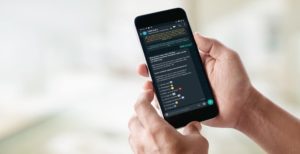 Scopri di più sull'articolo WhatsApp cambia le regole: i messaggi “virali” inoltrati al massimo a una chat per volta