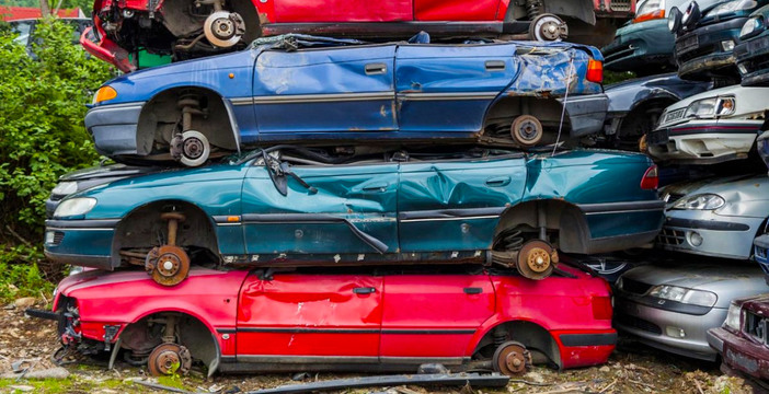 Al momento stai visualizzando Lo smartphone come un forno o una macchina. Si cambia quando è vecchio o si rompe