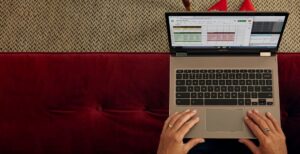 Scopri di più sull'articolo Google porta i Chromebook in Italia. Altro che giocattoli: per uno studente sono perfetti