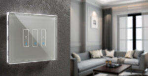 Scopri di più sull'articolo Iotty, arrivano interruttore per tapparelle e presa intelligente