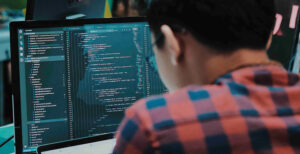 Scopri di più sull'articolo Huawei, che pasticcio: un dipendente ha provato a rendere meno sicuro Linux e lo hanno scoperto