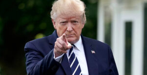 Scopri di più sull'articolo Huawei e ZTE, Trump prolunga le restrizioni fino al 2021. La Cina inizia a pagare il conto