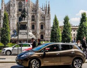 Scopri di più sull'articolo Milano punta tutto sulla mobilità elettrica: incentivi auto fino a 15.600 euro, 3.000 euro scooter, 1.500 euro per eBike