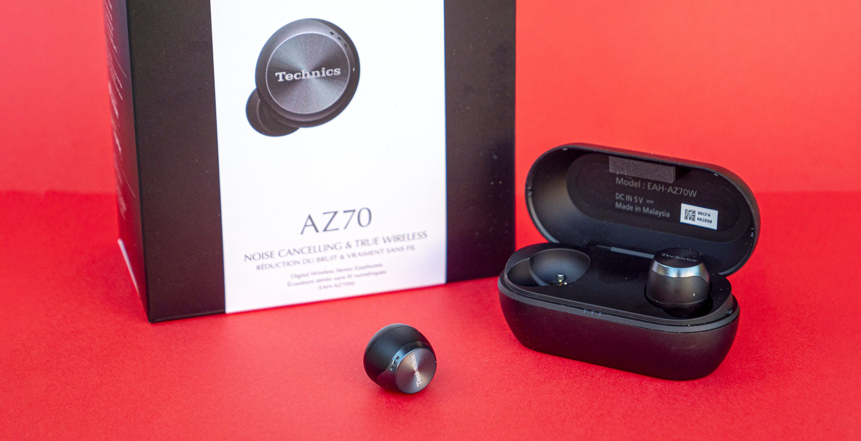 Al momento stai visualizzando Technics EAH-AZ70W, recensione. Non serve un filo per avere grande qualità