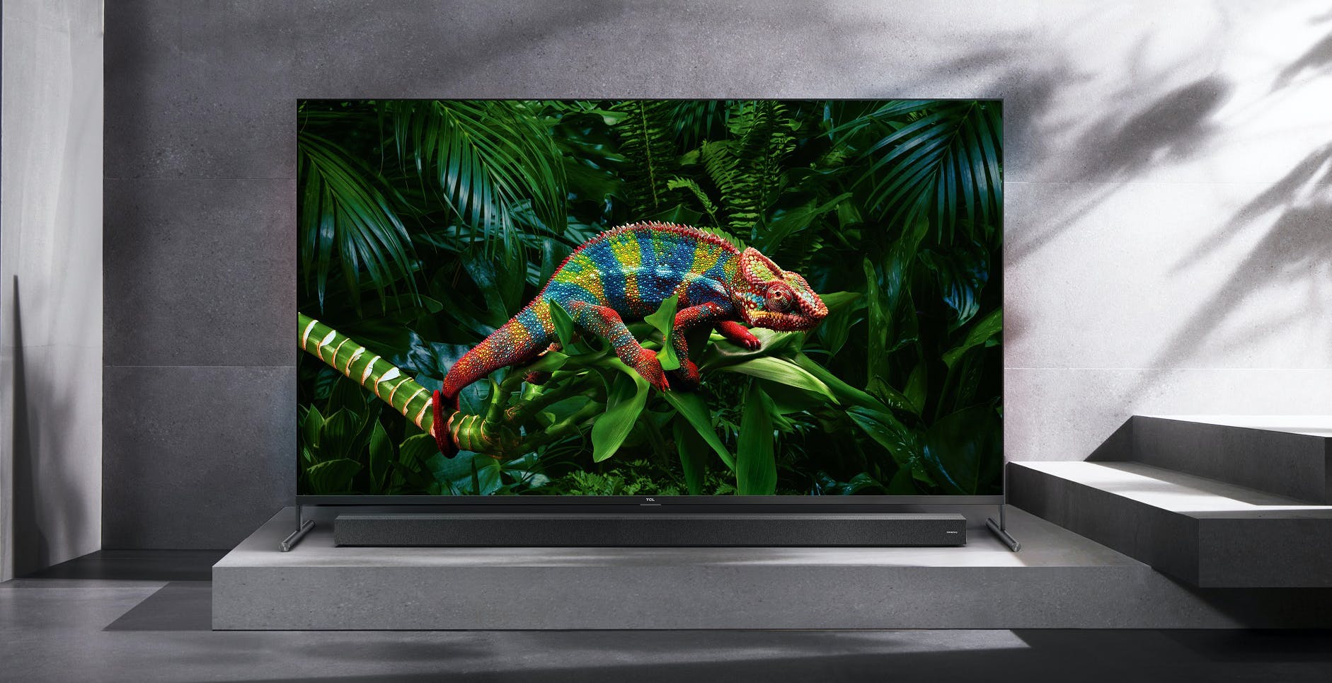 Al momento stai visualizzando TCL annuncia la disponibilità in Italia della serie di TV QLED 8K X91
