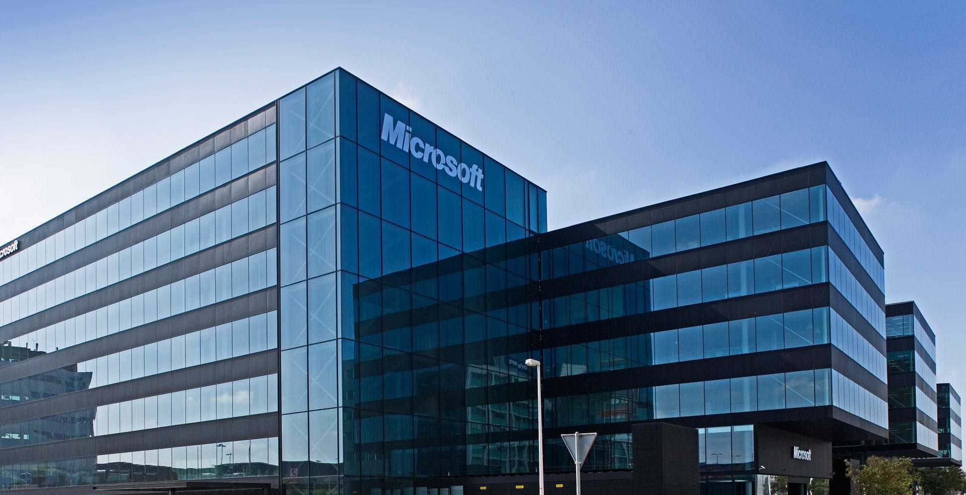 Xbox e Windows volano grazie alla quarantena, ma il mercato boccia Microsoft: Azure sta rallentando