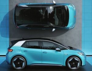 Scopri di più sull'articolo Volkswagen ID.3, via agli ordini delle versioni normali. Si parte da 35.000 euro