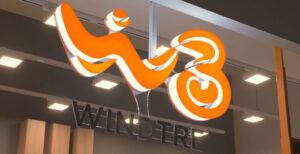 Scopri di più sull'articolo WindTre, servizi a pagamento attivati senza consenso. Milioni di euro guadagnati illecitamente, undici indagati