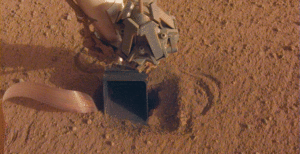 Scopri di più sull'articolo Scavare su Marte non è un gioco da ragazzi: la talpa di InSight ha ancora bisogno di aiuto