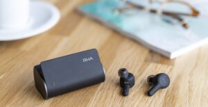 Scopri di più sull'articolo Ufficiali gli auricolari wireless RHA TrueConnect 2, l’autonomia sale a 44 ore
