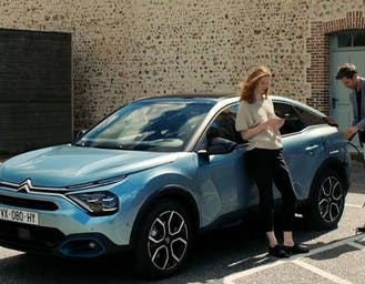 Scopri di più sull'articolo Citroën svela la ë-C4, la versione 100% elettrica della nuova C4