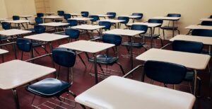 Scopri di più sull'articolo Google Meet mette fine allo zoombombing: gli utenti anonimi saranno esclusi dalle videoconferenze scolastiche