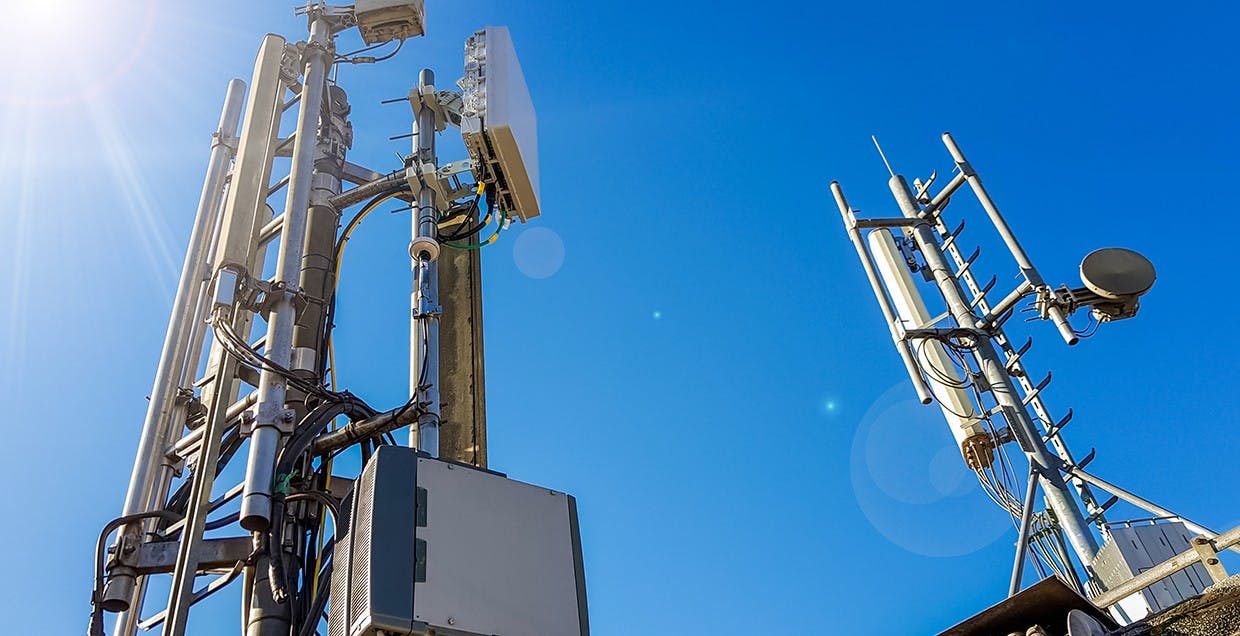 I sindaci non potranno più vietare il 5G: con il DL Semplificazioni cambia tutto