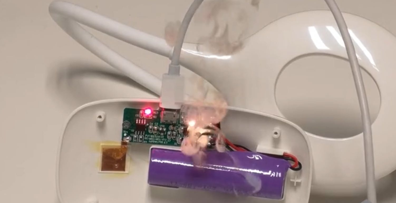 Al momento stai visualizzando BadPower, il malware che colpisce i caricabatterie e brucia gli smartphone