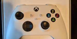 Scopri di più sull'articolo Xbox Series S, conferme per la nuova console. Potrebbe essere annunciata entro agosto