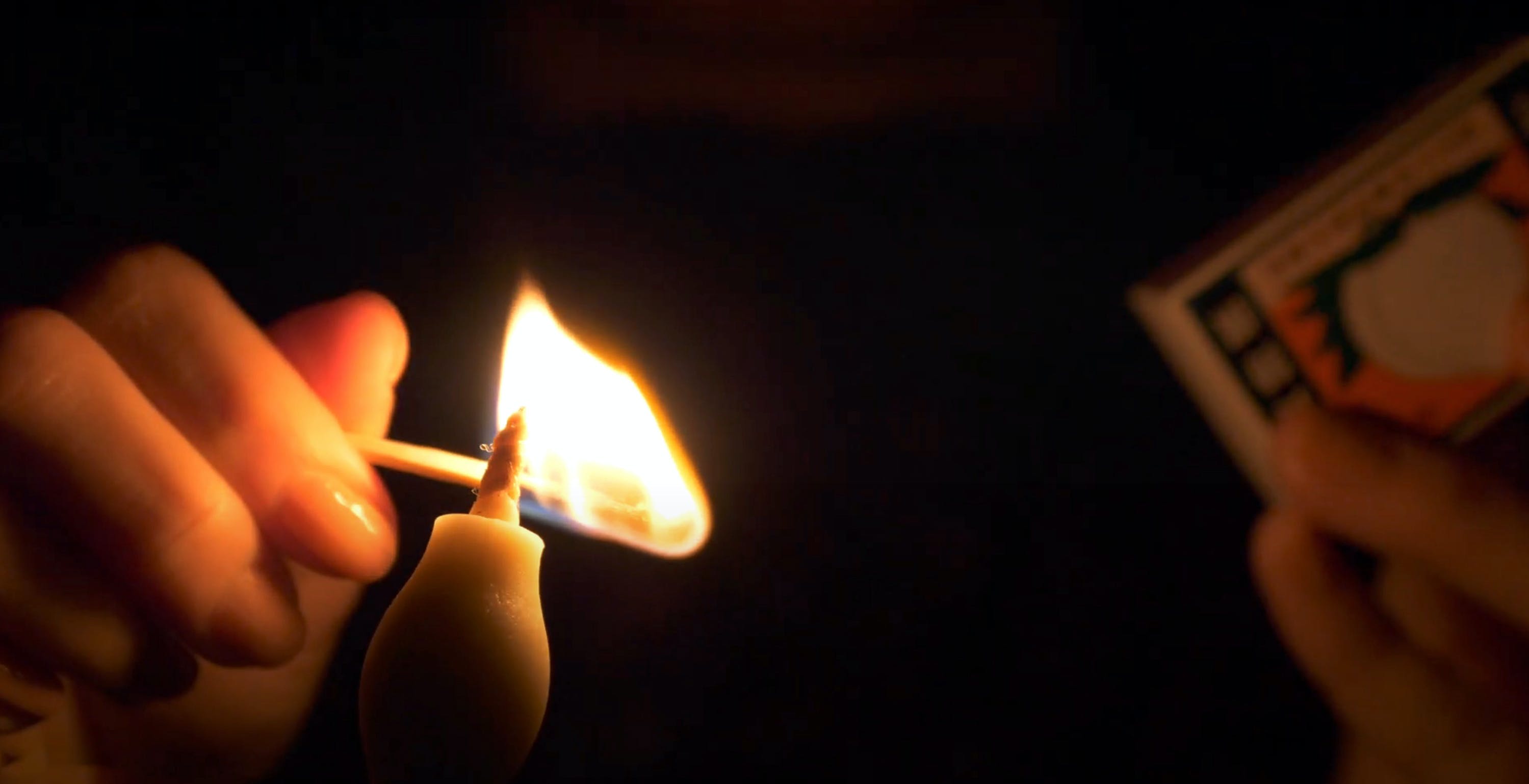 Video impressionanti al buio con un sensore minuscolo. Canon riscrive le leggi della fotografia