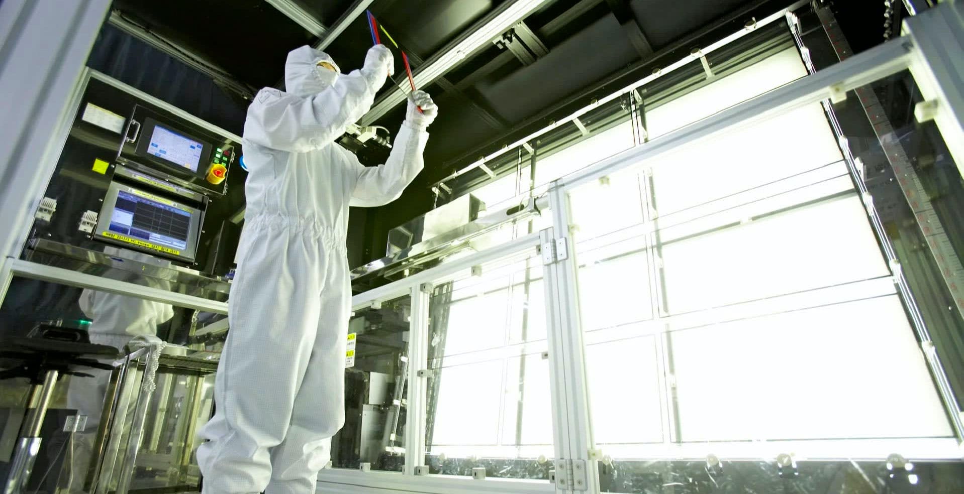 LG Display cambia strategia. I TV OLED non saranno più tutti uguali e costeranno meno