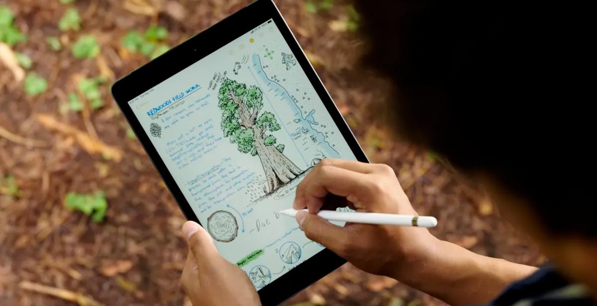 Il nuovo iPad è il tablet perfetto per le scuole. Ma 32 GB sono pochi pure per gli studenti