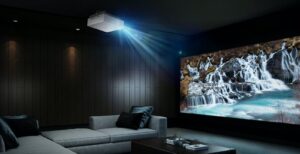 Scopri di più sull'articolo LG annuncia CineBeam 4K, videoproiettore LASER con WebOS e AirPlay 2