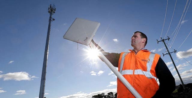 Al momento stai visualizzando Altro che fibra: entro il 2022, il 28% della copertura Banda Ultralarga nelle aree nere e grigie sarà wireless