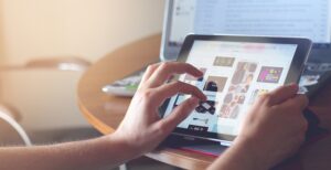 Scopri di più sull'articolo Bonus 500 euro PC e tablet, chiariamo: non spetta agli utenti fare la domanda