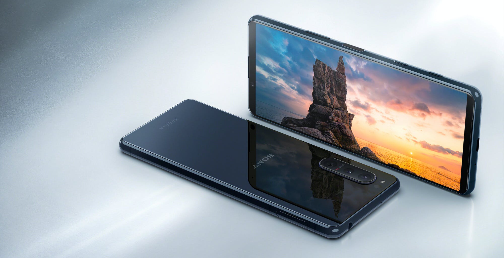 Xperia 5 II ufficiale a 899 euro è lo smartphone migliore che ha fatto Sony quest'anno