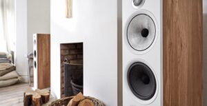 Scopri di più sull'articolo Da B&W la nuova serie di diffusori 600 Anniversary Edition: più elegante e prestazioni migliori